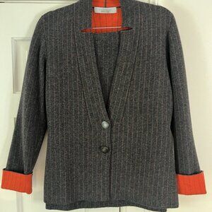 D. Exterior Made in Italy Gray Wool Blend Pinstripe Skirt Suit Sz SM EUC
